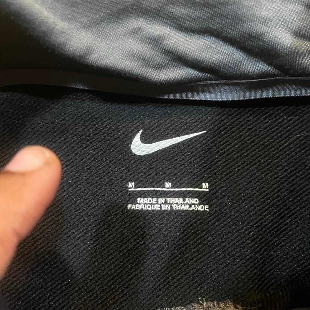 Nike 1/4 Zip Pullover Mens M Black Dri-Fit City‎ Embroidered Swoosh Golf - Picture 2 of 7